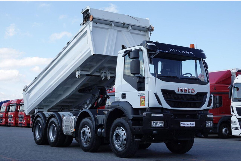 Iveco TRAKKER / 8x4 / WYWROTKA / HYDROBURTA / BORDMATIC / EURO 6 / ME - Wywrotka: zdjęcie 5 Iveco TRAKKER / 8x4 / WYWROTKA / HYDROBURTA / BORDMATIC / EURO 6 / ME - Wywrotka: zdjęcie 5