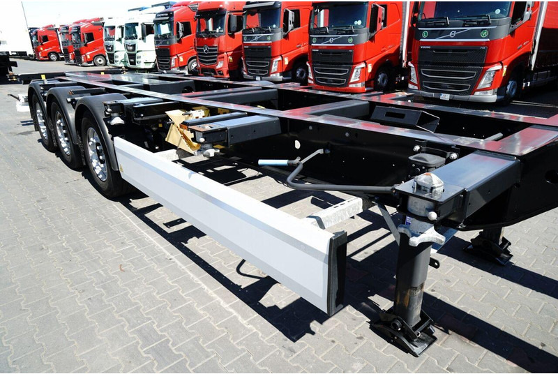 Naczepa kontenerowiec/ System wymienny Krone NACZEPA PODKONTENEROWA / MAŁO UŻYWANA / UNIWERSALNA / 2023 ROK: zdjęcie 10 Naczepa kontenerowiec/ System wymienny Krone NACZEPA PODKONTENEROWA / MAŁO UŻYWANA / UNIWERSALNA / 2023 ROK: zdjęcie 10