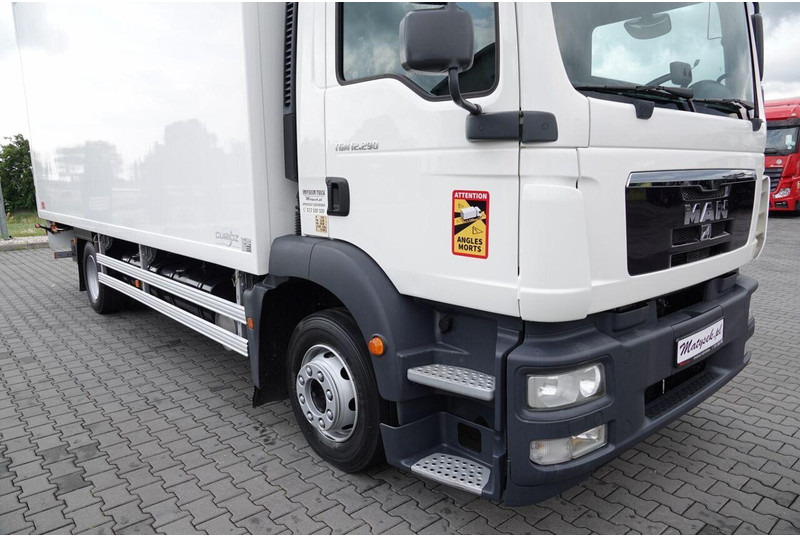MAN TGM 12.290 / 4x2 / CHŁODNIA 6,5 M / AGREGAT THERMO KING T-600 R - Samochód ciężarowy chłodnia: zdjęcie 5 MAN TGM 12.290 / 4x2 / CHŁODNIA 6,5 M / AGREGAT THERMO KING T-600 R - Samochód ciężarowy chłodnia: zdjęcie 5