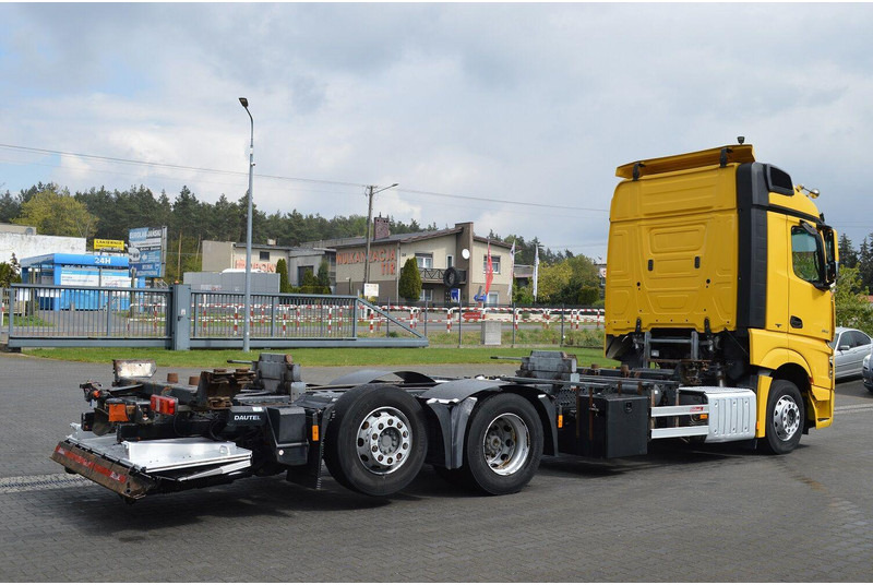 Mercedes-Benz ACTROS 2542 EURO 6 BDF SWAP CHASSIS - Samochód ciężarowe pod zabudowę: zdjęcie 4 Mercedes-Benz ACTROS 2542 EURO 6 BDF SWAP CHASSIS - Samochód ciężarowe pod zabudowę: zdjęcie 4