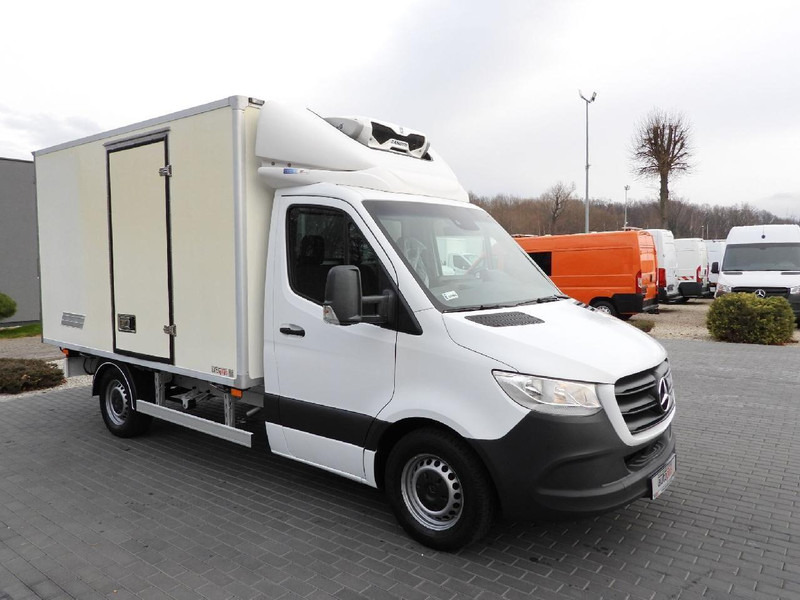 Mercedes-Benz SPRINTER 314 CHŁODNIA KONTENER -1*C TEMPOMAT NAWIGACJA KLIMATYZA - Samochód dostawczy chłodnia: zdjęcie 4 Mercedes-Benz SPRINTER 314 CHŁODNIA KONTENER -1*C TEMPOMAT NAWIGACJA KLIMATYZA - Samochód dostawczy chłodnia: zdjęcie 4