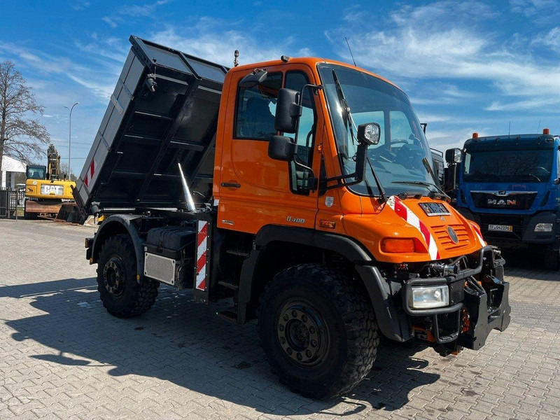 Mercedes-Benz UNIMOG U400 405/12 ZUGMASCHINE/ KIPPER - Wozidło: zdjęcie 1 Mercedes-Benz UNIMOG U400 405/12 ZUGMASCHINE/ KIPPER - Wozidło: zdjęcie 1