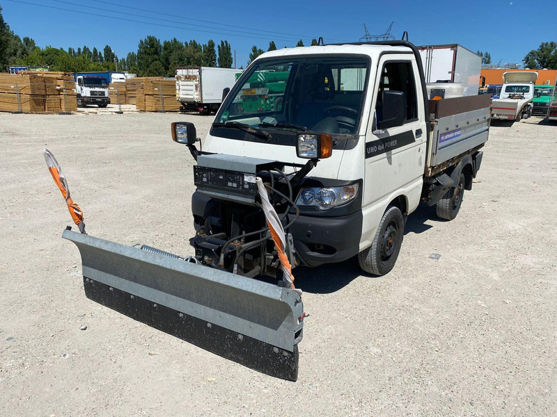 Piaggio Porter 1,2 d Pfau S90 - 4x4 - Tipper - snowplow - Samochód dostawczy wywrotka: zdjęcie 2 Piaggio Porter 1,2 d Pfau S90 - 4x4 - Tipper - snowplow - Samochód dostawczy wywrotka: zdjęcie 2