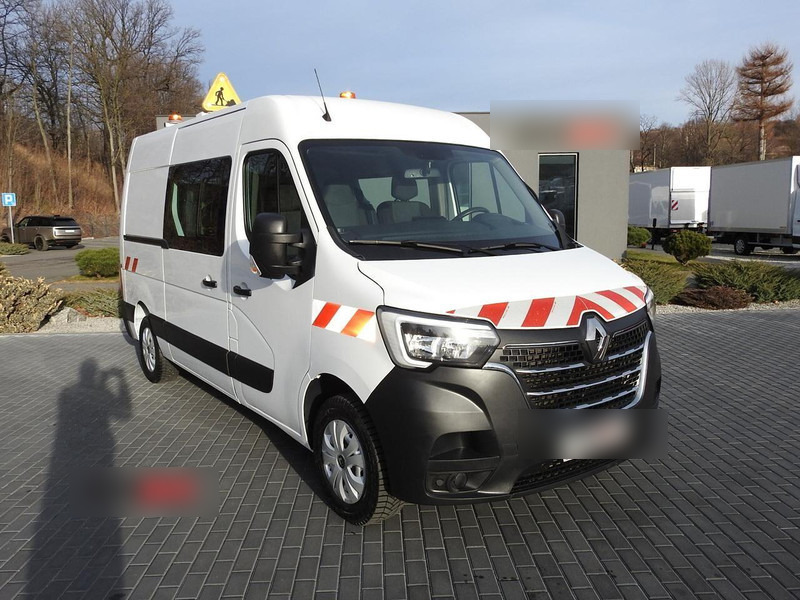 Renault MASTER FURGON BRYGADÓWKA 7 MIEJSC TEMPOMAT KLIMATYZACJA LEDY 1 - Minibus, Mikrobus: zdjęcie 1 Renault MASTER FURGON BRYGADÓWKA 7 MIEJSC TEMPOMAT KLIMATYZACJA LEDY 1 - Minibus, Mikrobus: zdjęcie 1