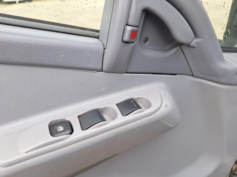 Samochód dostawczy Mitsubishi Canter 3,0 d BE Clixtar Trekker + Veldhuizen BE Clixtar Pritsch: zdjęcie 16 Samochód dostawczy Mitsubishi Canter 3,0 d BE Clixtar Trekker + Veldhuizen BE Clixtar Pritsch: zdjęcie 16