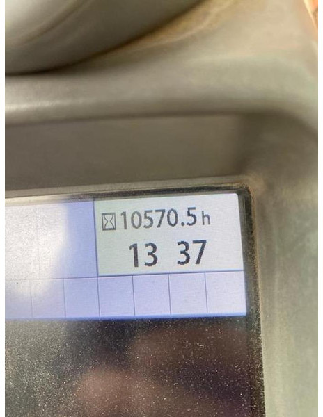 Hitachi ZX250LC - Koparka: zdjęcie 4 Hitachi ZX250LC - Koparka: zdjęcie 4