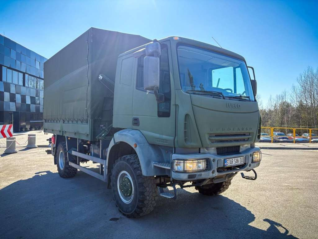 Iveco EUROCARGO 4x4 Offroad Camper Winde - Samochód ciężarowy plandeka: zdjęcie 2 Iveco EUROCARGO 4x4 Offroad Camper Winde - Samochód ciężarowy plandeka: zdjęcie 2