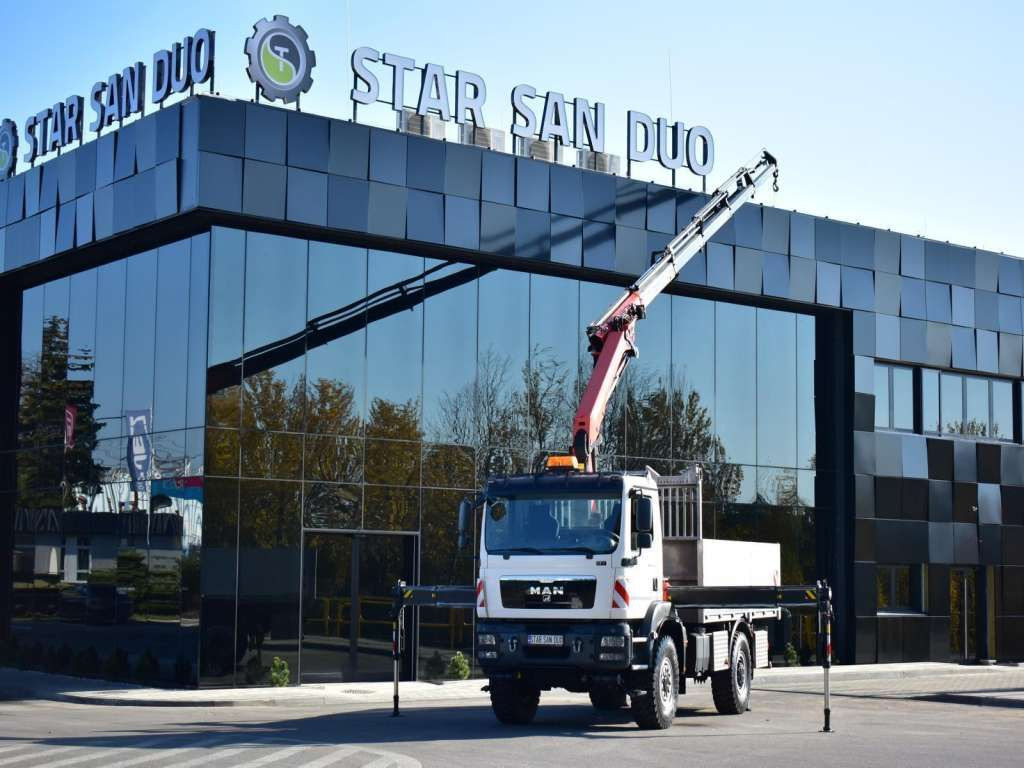 MAN TGM 18.340 4x4 PALFINGER PK 18002 CRANE WINCH MAN TGM 18.340 4x4 PALFINGER PK 18002 CRANE WINCH - Samochod ciężarowy z HDS, Samochód ciężarowy skrzyniowy/ Platforma: zdjęcie 4 MAN TGM 18.340 4x4 PALFINGER PK 18002 CRANE WINCH MAN TGM 18.340 4x4 PALFINGER PK 18002 CRANE WINCH - Samochod ciężarowy z HDS, Samochód ciężarowy skrzyniowy/ Platforma: zdjęcie 4