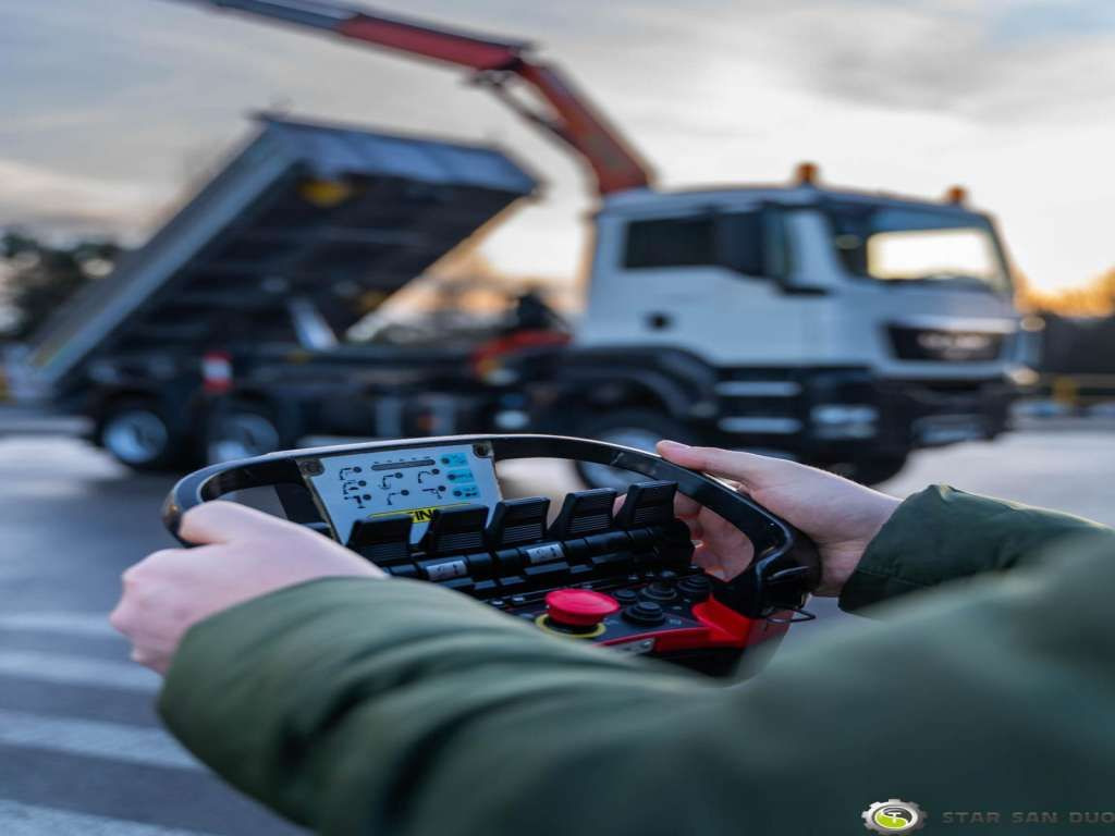 MAN TGS 26.360 6x6 PALFINGER PK 18001 EH Crane Kipe - Samochod ciężarowy z HDS: zdjęcie 5 MAN TGS 26.360 6x6 PALFINGER PK 18001 EH Crane Kipe - Samochod ciężarowy z HDS: zdjęcie 5