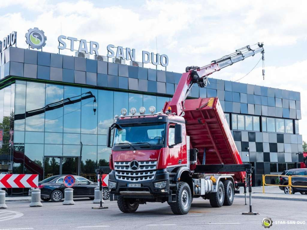 Mercedes-Benz AROCS 3345 6x6 HMF 3220 Winch Crane Tipper - Wywrotka: zdjęcie 1 Mercedes-Benz AROCS 3345 6x6 HMF 3220 Winch Crane Tipper - Wywrotka: zdjęcie 1