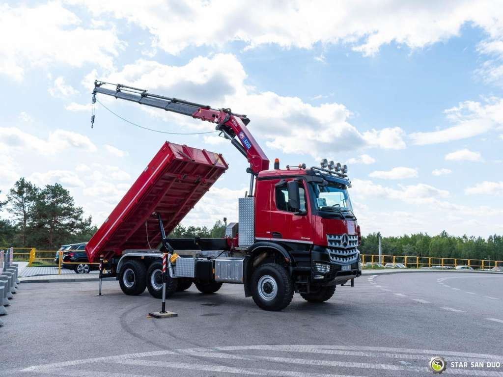 Mercedes-Benz AROCS 3345 6x6 HMF 3220 Winch Crane tipper - Samochod ciężarowy z HDS: zdjęcie 5 Mercedes-Benz AROCS 3345 6x6 HMF 3220 Winch Crane tipper - Samochod ciężarowy z HDS: zdjęcie 5
