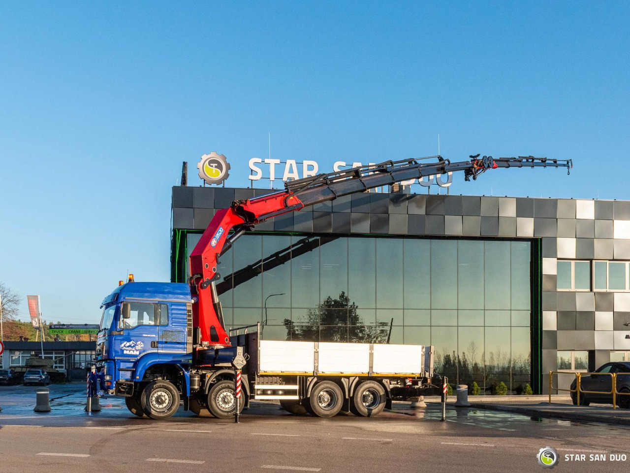 - Samochod ciężarowy z HDS: zdjęcie 3 - Samochod ciężarowy z HDS: zdjęcie 3