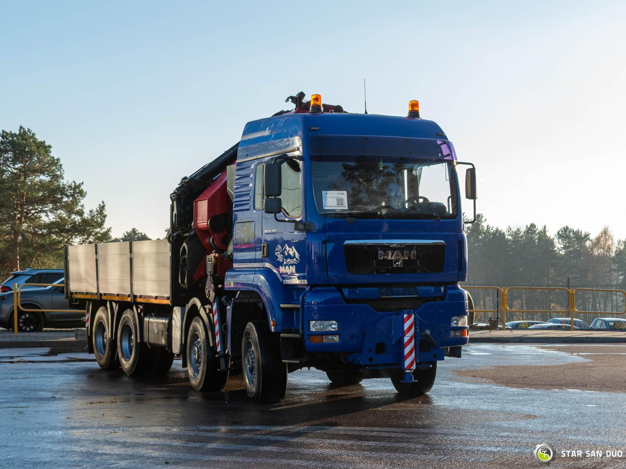 - Samochod ciężarowy z HDS: zdjęcie 5 - Samochod ciężarowy z HDS: zdjęcie 5