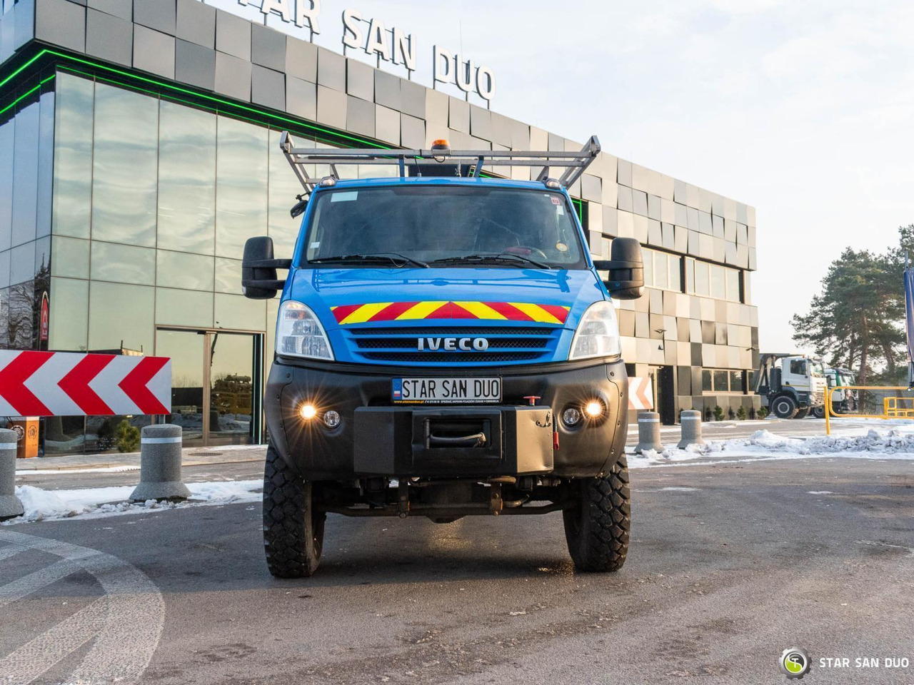 - Dostawczy kontener: zdjęcie 2 - Dostawczy kontener: zdjęcie 2