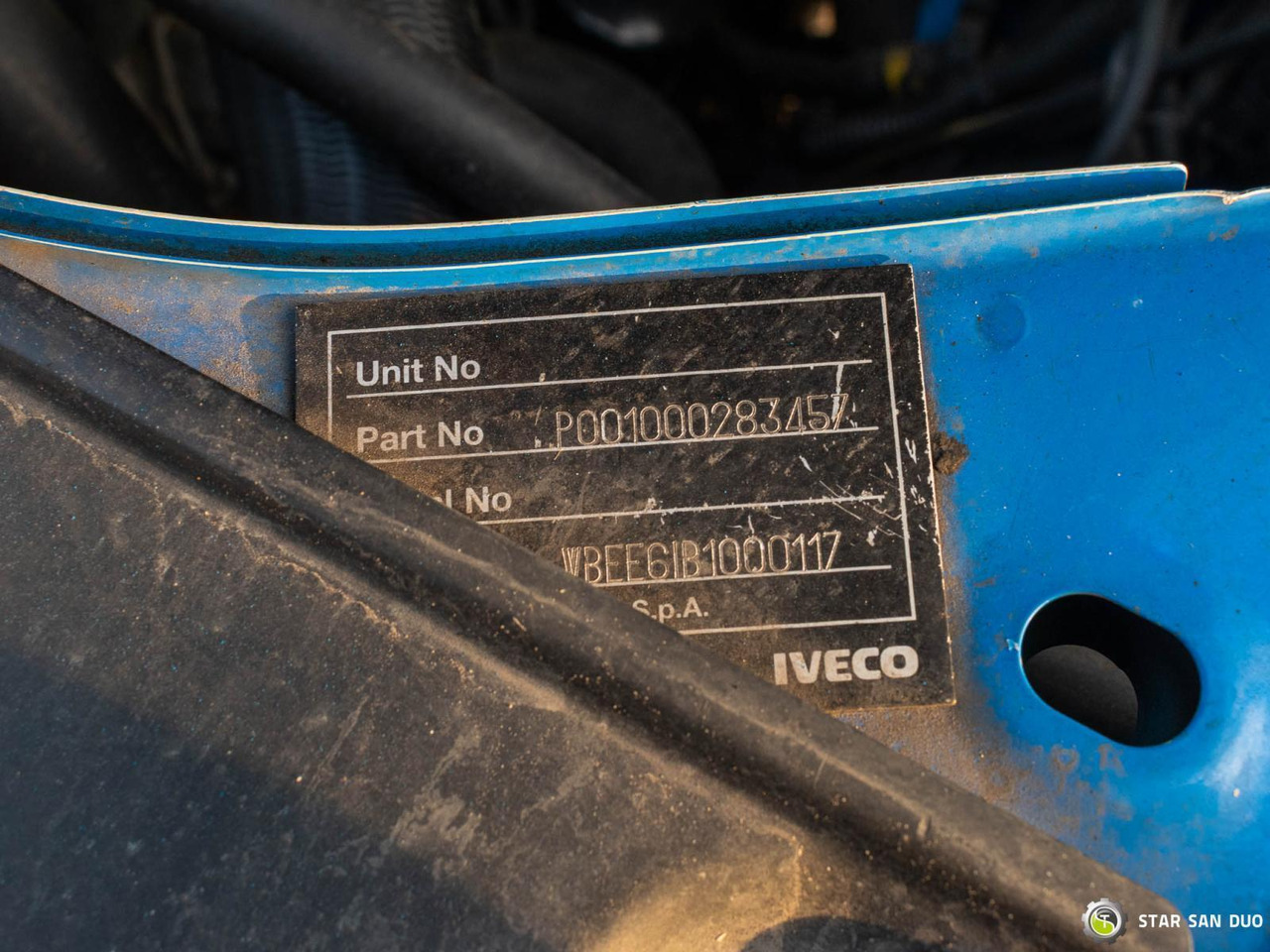 - Dostawczy kontener: zdjęcie 4 - Dostawczy kontener: zdjęcie 4