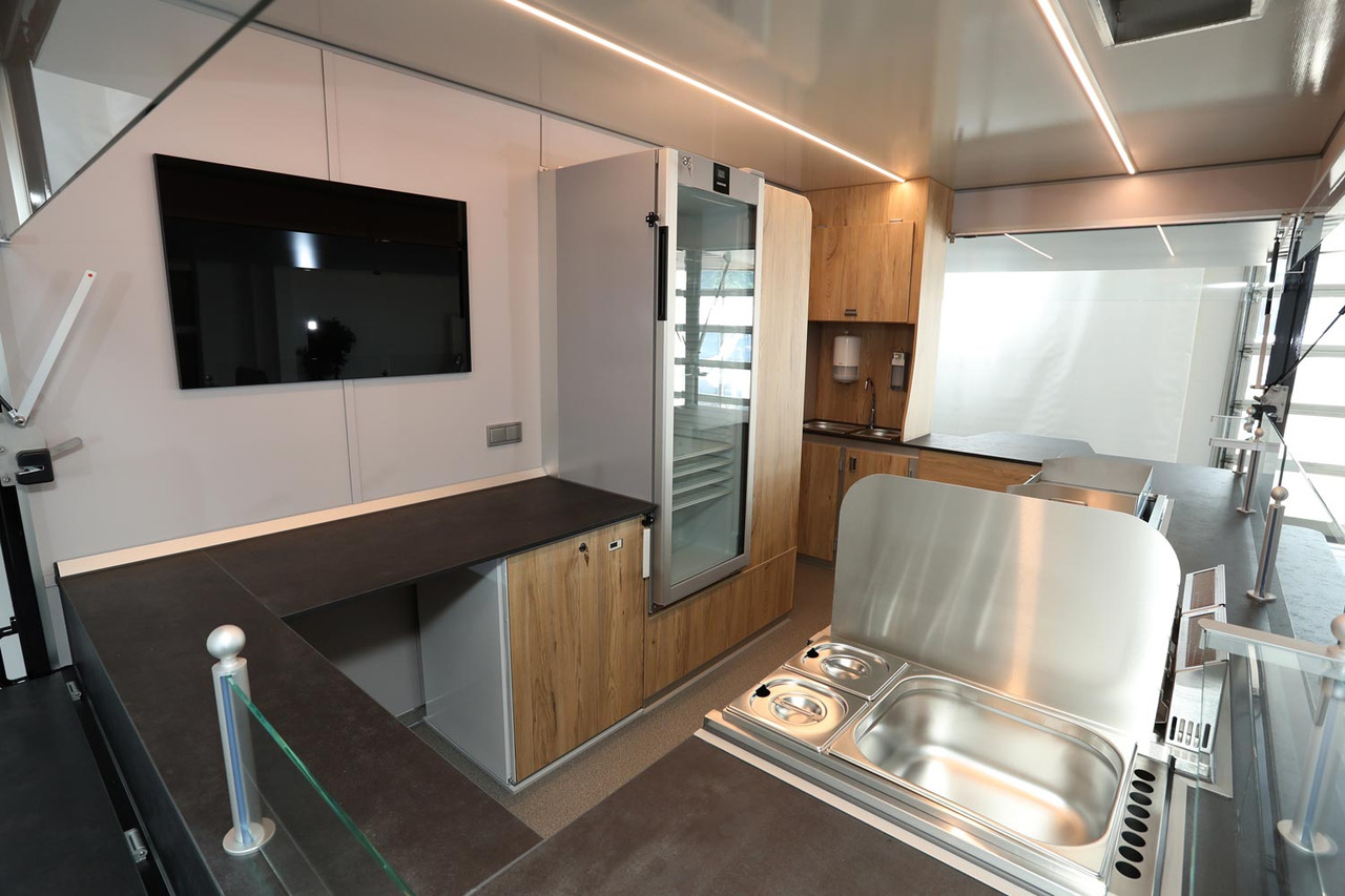 Verkaufsanhänger BORCO HÖHNS - Przyczepa gastronomiczna: zdjęcie 4 Verkaufsanhänger BORCO HÖHNS - Przyczepa gastronomiczna: zdjęcie 4