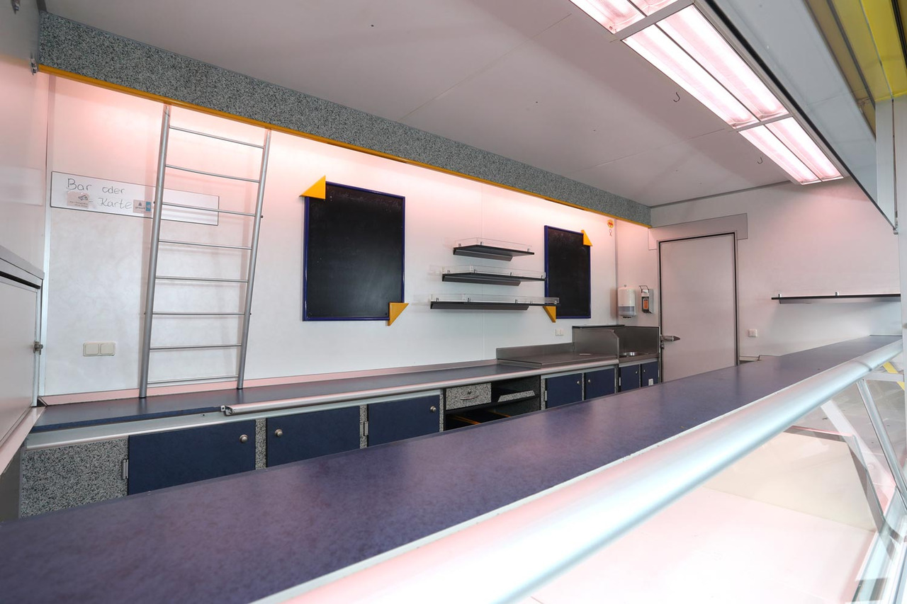 Verkaufsanhänger BORCO HÖHNS - Przyczepa gastronomiczna: zdjęcie 4 Verkaufsanhänger BORCO HÖHNS - Przyczepa gastronomiczna: zdjęcie 4