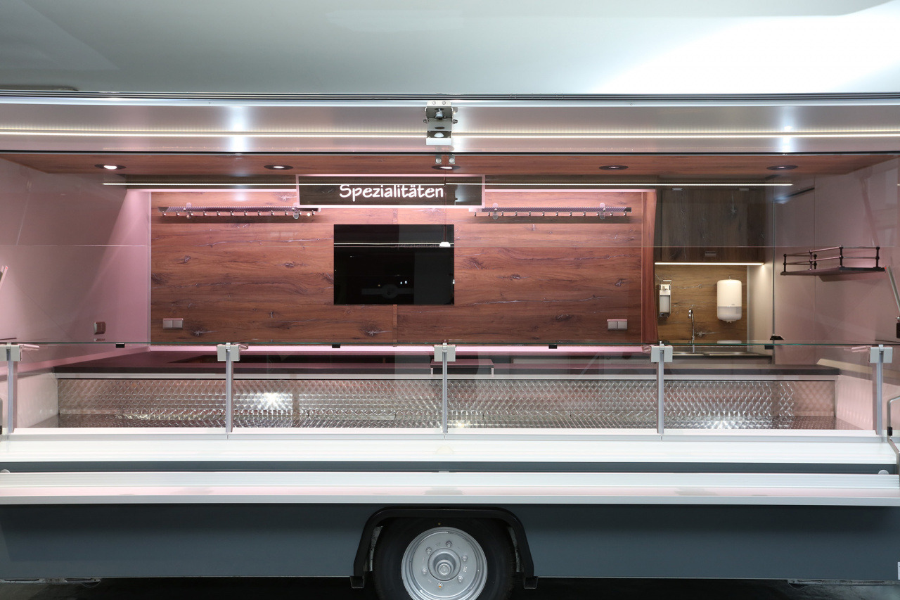 Verkaufsanhänger BORCO HÖHNS - Przyczepa gastronomiczna: zdjęcie 2 Verkaufsanhänger BORCO HÖHNS - Przyczepa gastronomiczna: zdjęcie 2