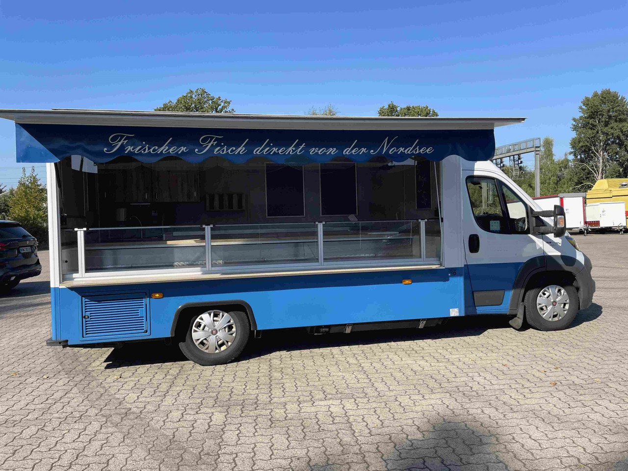 Wochenmarktmobil BORCO HÖHNS - Ciężarówka gastronomiczna: zdjęcie 1 Wochenmarktmobil BORCO HÖHNS - Ciężarówka gastronomiczna: zdjęcie 1