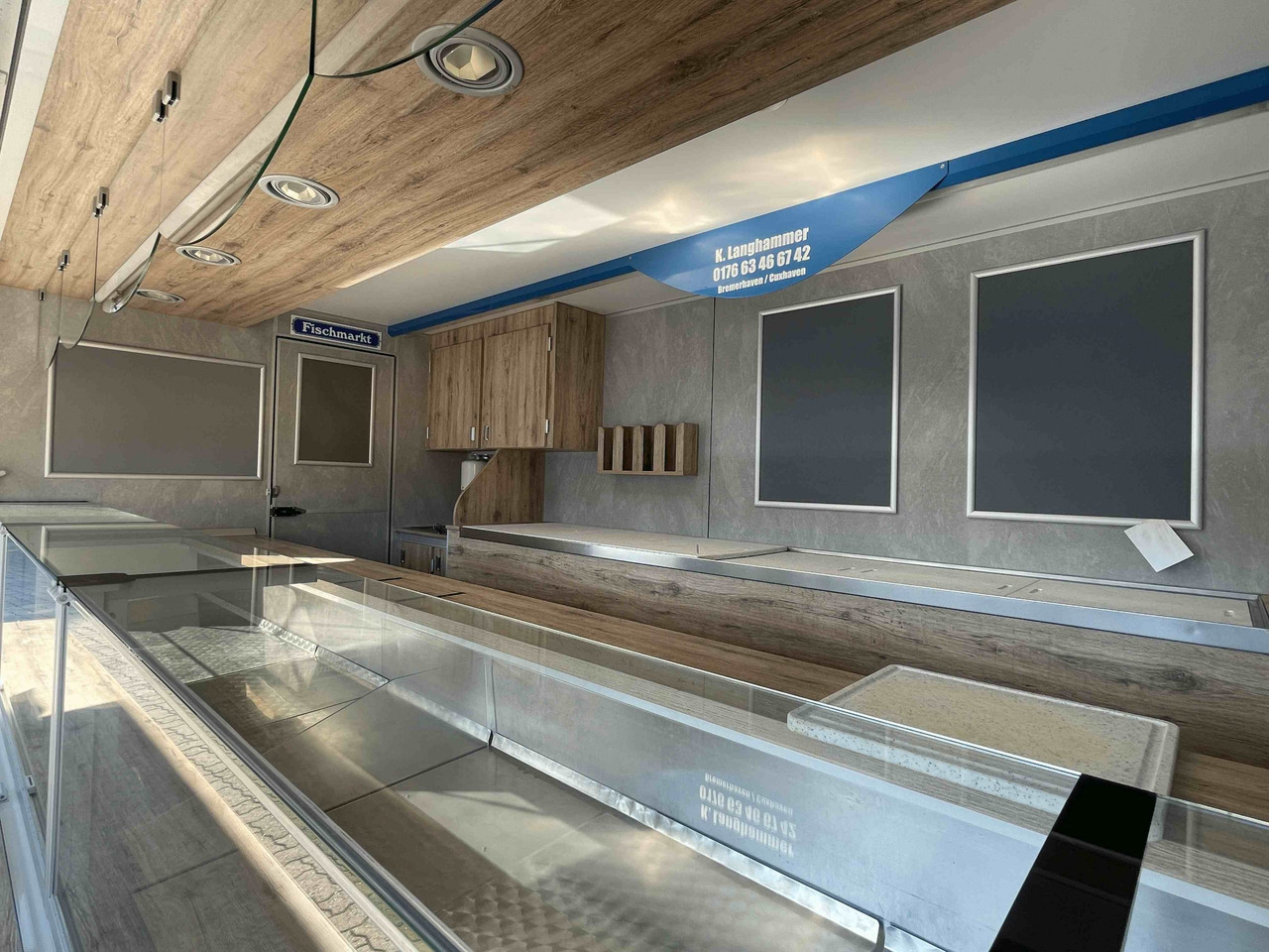 Wochenmarktmobil BORCO HÖHNS - Ciężarówka gastronomiczna: zdjęcie 3 Wochenmarktmobil BORCO HÖHNS - Ciężarówka gastronomiczna: zdjęcie 3