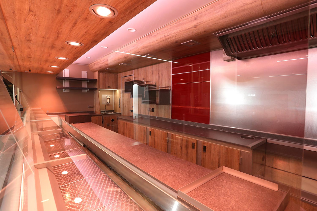 Wochenmarktmobil BORCO HÖHNS - Ciężarówka gastronomiczna: zdjęcie 5 Wochenmarktmobil BORCO HÖHNS - Ciężarówka gastronomiczna: zdjęcie 5