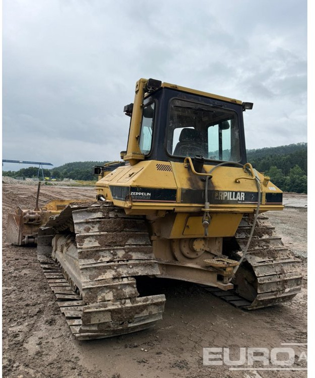 CAT D6M LGP - Spycharka: zdjęcie 3 CAT D6M LGP - Spycharka: zdjęcie 3
