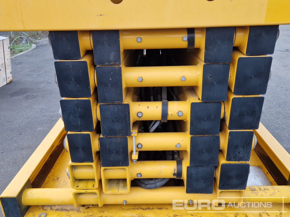 Podnośnik nożycowy Haulotte Compact 14: zdjęcie 14