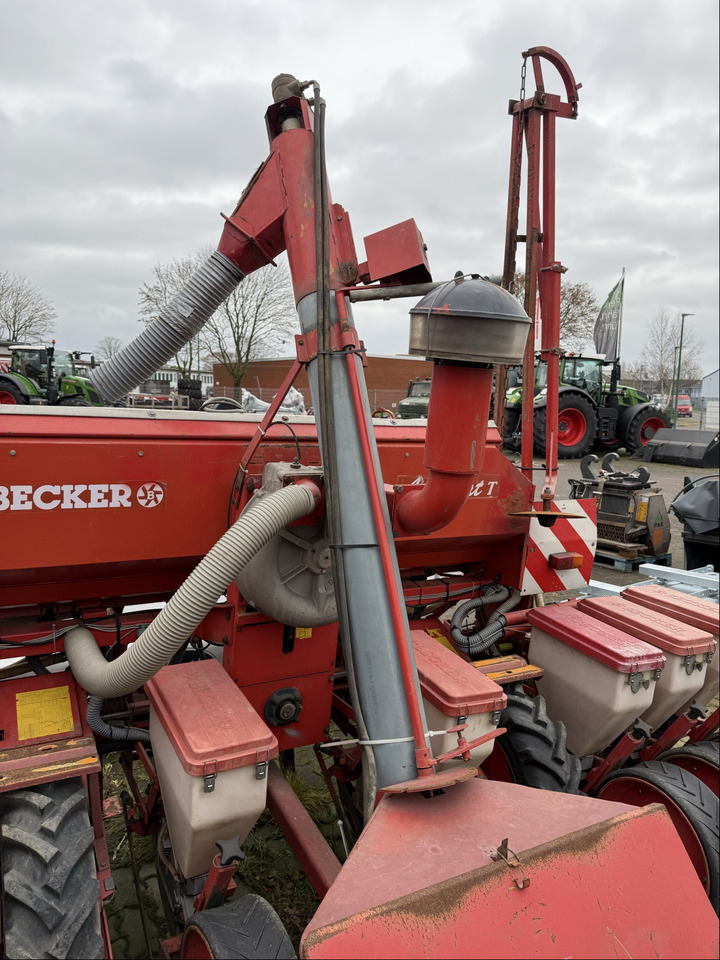 Becker Aeromat T 8-Reihig - Siewnik: zdjęcie 5 Becker Aeromat T 8-Reihig - Siewnik: zdjęcie 5
