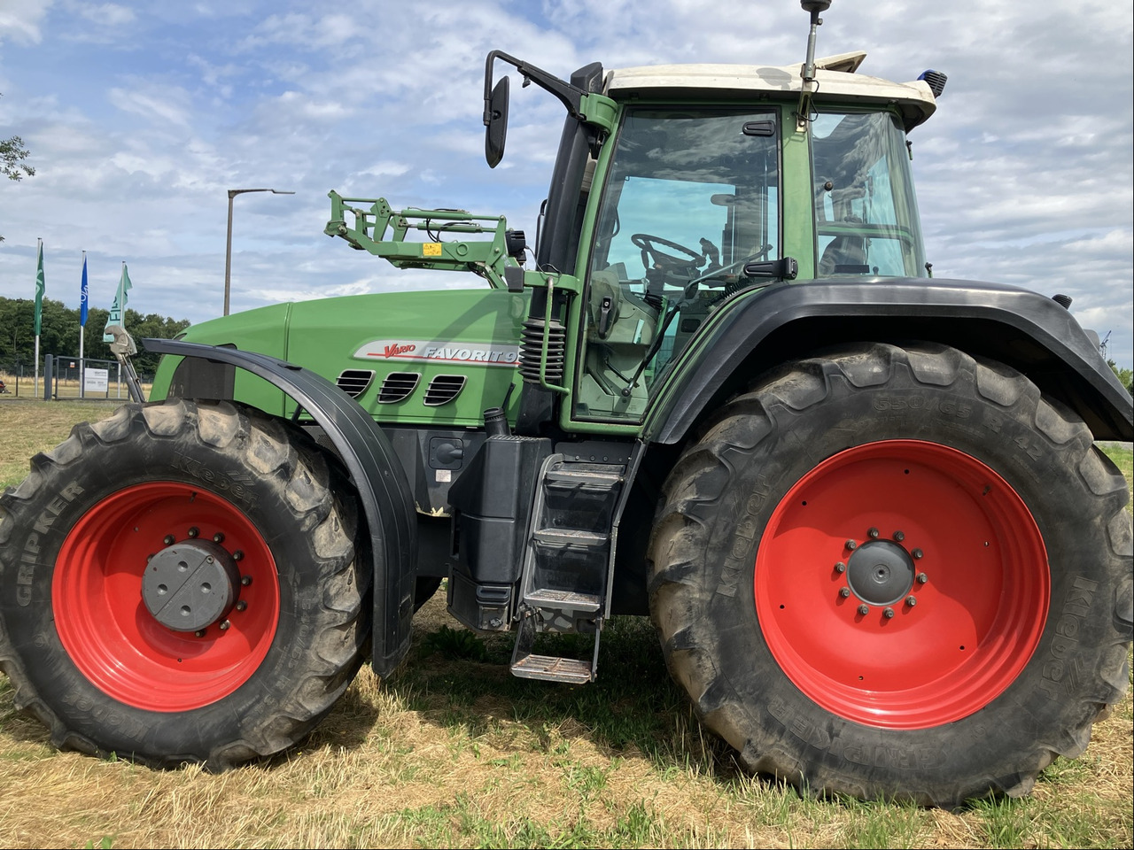 Fendt 916 TMS Vario - Ciągnik rolniczy: zdjęcie 1 Fendt 916 TMS Vario - Ciągnik rolniczy: zdjęcie 1