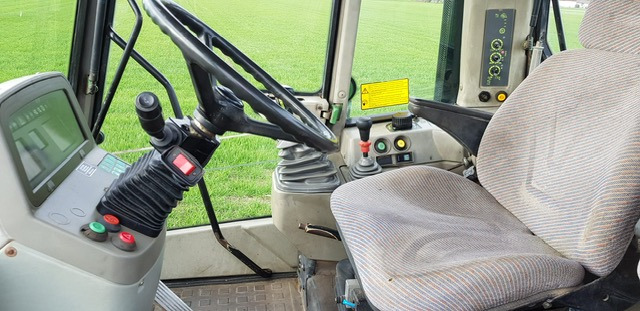 Fendt Xylon 520 - Ciągnik rolniczy: zdjęcie 2 Fendt Xylon 520 - Ciągnik rolniczy: zdjęcie 2
