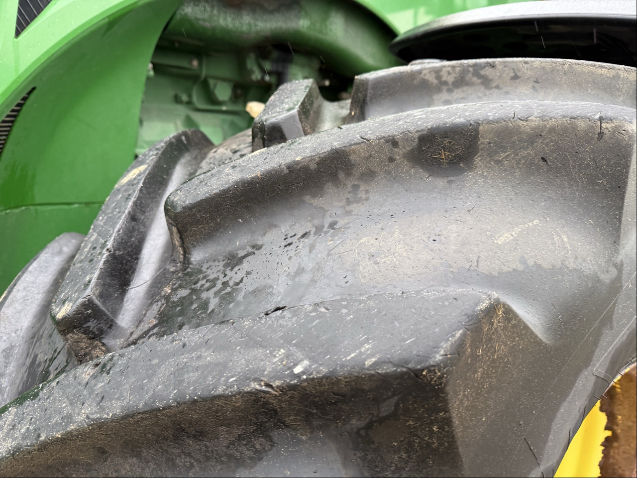 John Deere 8320 R E23 - Ciągnik rolniczy: zdjęcie 4 John Deere 8320 R E23 - Ciągnik rolniczy: zdjęcie 4