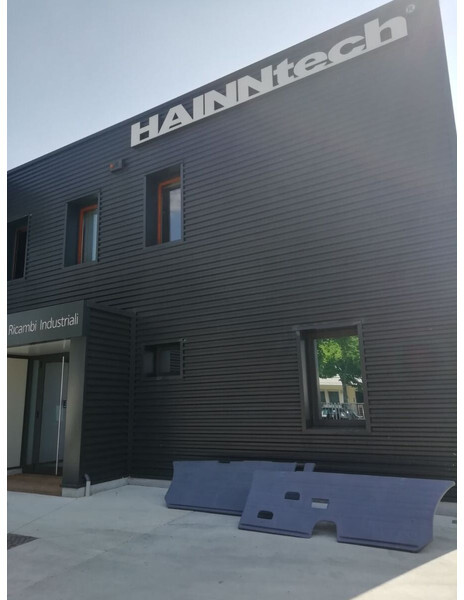 Iveco TURBOSTAR 190 - 190.48 - Aerodynamika/ Spojler do Samochodów ciężarowych: zdjęcie 1 Iveco TURBOSTAR 190 - 190.48 - Aerodynamika/ Spojler do Samochodów ciężarowych: zdjęcie 1