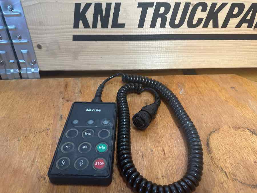 MAN CONTROL UNIT AIR SUSPENSION 81.25505-6398 - Zawieszenie do Samochodów ciężarowych: zdjęcie 1 MAN CONTROL UNIT AIR SUSPENSION 81.25505-6398 - Zawieszenie do Samochodów ciężarowych: zdjęcie 1