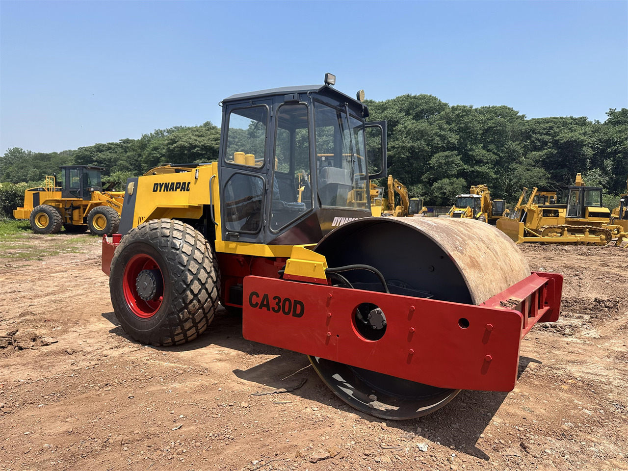 DYNAPAC CA30D - Walec: zdjęcie 3 DYNAPAC CA30D - Walec: zdjęcie 3