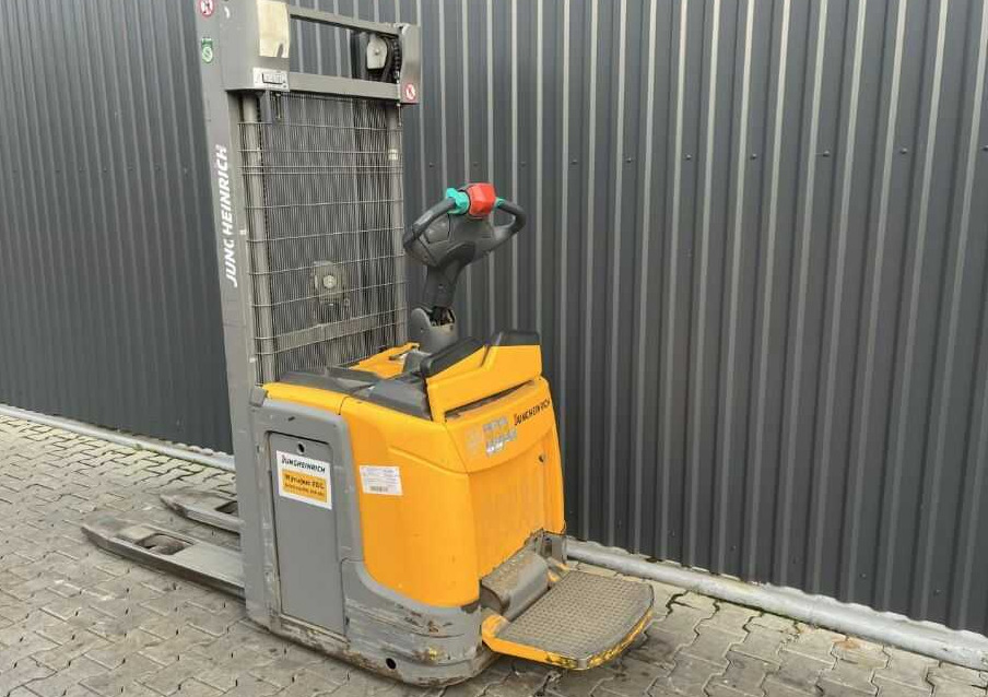 Jungheinrich ERC212 - Wózek wys. podnoszenia: zdjęcie 3 Jungheinrich ERC212 - Wózek wys. podnoszenia: zdjęcie 3