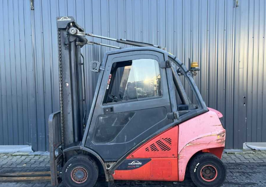 Linde H25D-01 - Wózek widłowy diesel: zdjęcie 2 Linde H25D-01 - Wózek widłowy diesel: zdjęcie 2
