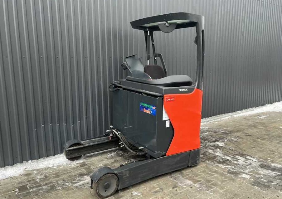 Linde R14-01 - Reach truck: zdjęcie 1 Linde R14-01 - Reach truck: zdjęcie 1