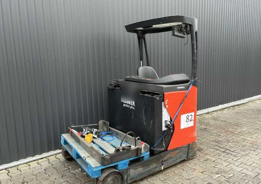 Linde R16HD-01 - Reach truck: zdjęcie 1 Linde R16HD-01 - Reach truck: zdjęcie 1