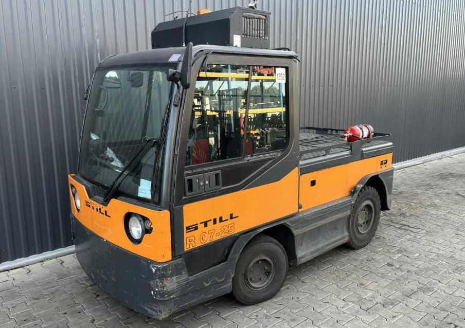 Still R07-25 - Ciągnik akumulatorowy: zdjęcie 1 Still R07-25 - Ciągnik akumulatorowy: zdjęcie 1