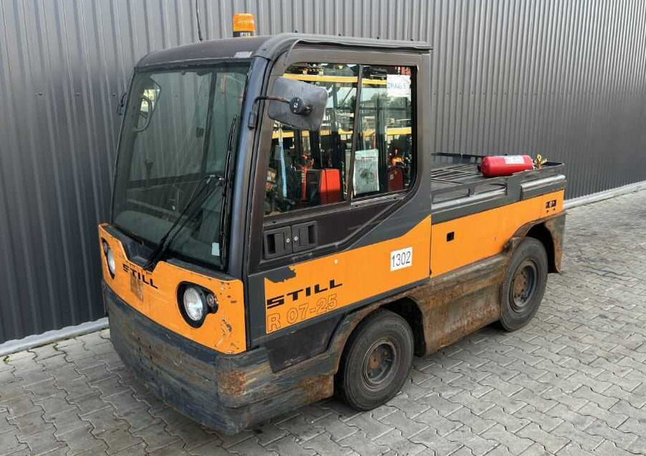 Still R07-25 - Ciągnik akumulatorowy: zdjęcie 1 Still R07-25 - Ciągnik akumulatorowy: zdjęcie 1