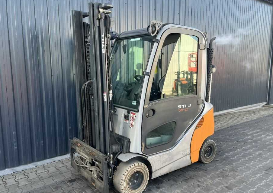 Still RX70-20T - Wózek widłowy gazowy: zdjęcie 1 Still RX70-20T - Wózek widłowy gazowy: zdjęcie 1