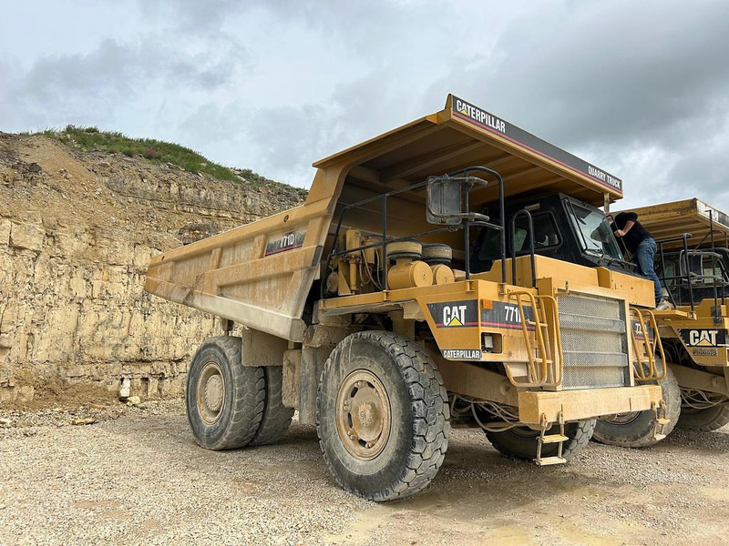 Caterpillar 771D - Wozidło: zdjęcie 1 Caterpillar 771D - Wozidło: zdjęcie 1