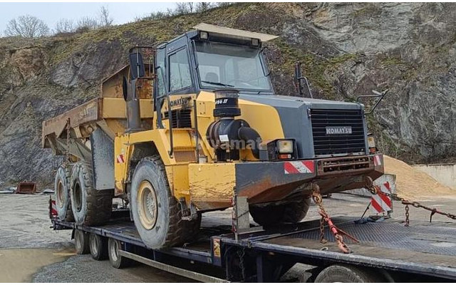 Komatsu HM300-2 - Wozidło: zdjęcie 2 Komatsu HM300-2 - Wozidło: zdjęcie 2