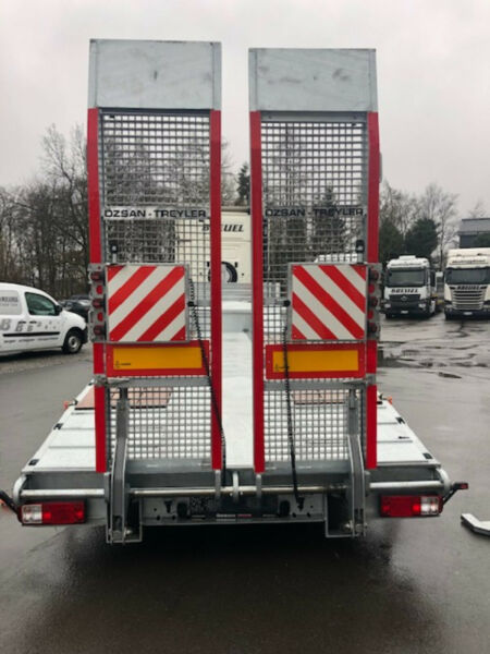 2 Axle Lowloader - Naczepa niskopodwoziowa: zdjęcie 4 2 Axle Lowloader - Naczepa niskopodwoziowa: zdjęcie 4