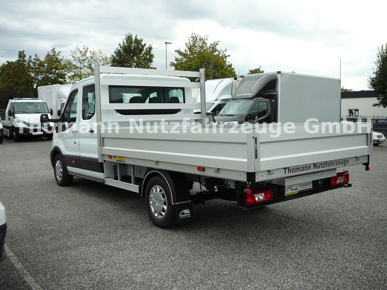 Ford Transit Pritsche Doppelkabine Ford Transit Pritsche Doppelkabine - Samochód dostawczy skrzyniowy: zdjęcie 4 Ford Transit Pritsche Doppelkabine Ford Transit Pritsche Doppelkabine - Samochód dostawczy skrzyniowy: zdjęcie 4