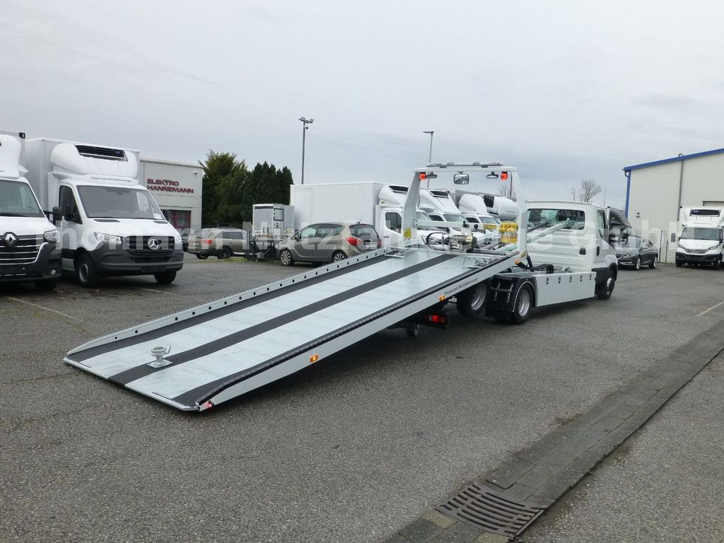 Iveco DAILY 72C18 Schiebeplateu Luftfed Navi - Autolaweta, Samochód dostawczy: zdjęcie 3 Iveco DAILY 72C18 Schiebeplateu Luftfed Navi - Autolaweta, Samochód dostawczy: zdjęcie 3