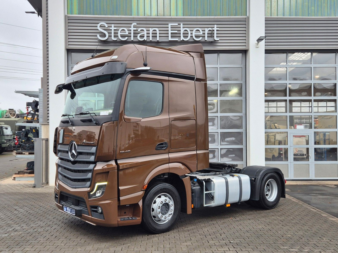 Mercedes-Benz Actros 1848 LS Öl-Retarder Standklima - Ciągnik siodłowy: zdjęcie 3 Mercedes-Benz Actros 1848 LS Öl-Retarder Standklima - Ciągnik siodłowy: zdjęcie 3