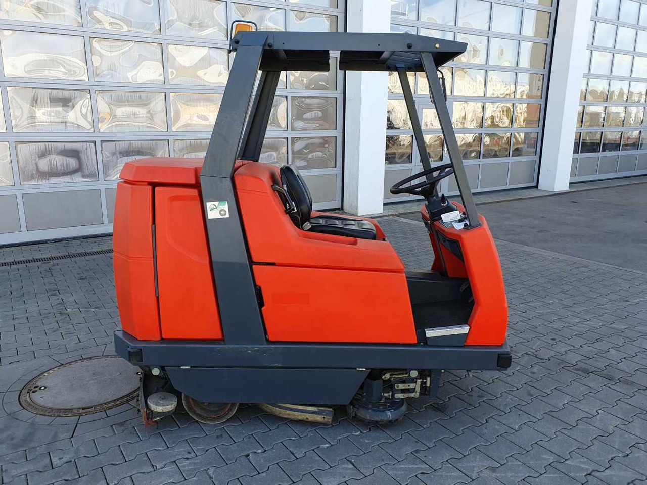 Hakomatic B 1100 / nur 704h! / 2006 - Szorowarka: zdjęcie 3 Hakomatic B 1100 / nur 704h! / 2006 - Szorowarka: zdjęcie 3