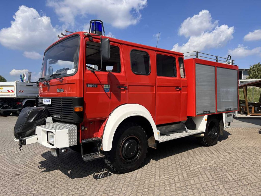 Iveco 75-16 AW 4x4 LF8 Feuerwehr Standheizung 9 Sitze Iveco 75-16 AW 4x4 LF8 Feuerwehr Standheizung 9 Sitze - Samochód pożarniczy: zdjęcie 4 Iveco 75-16 AW 4x4 LF8 Feuerwehr Standheizung 9 Sitze Iveco 75-16 AW 4x4 LF8 Feuerwehr Standheizung 9 Sitze - Samochód pożarniczy: zdjęcie 4