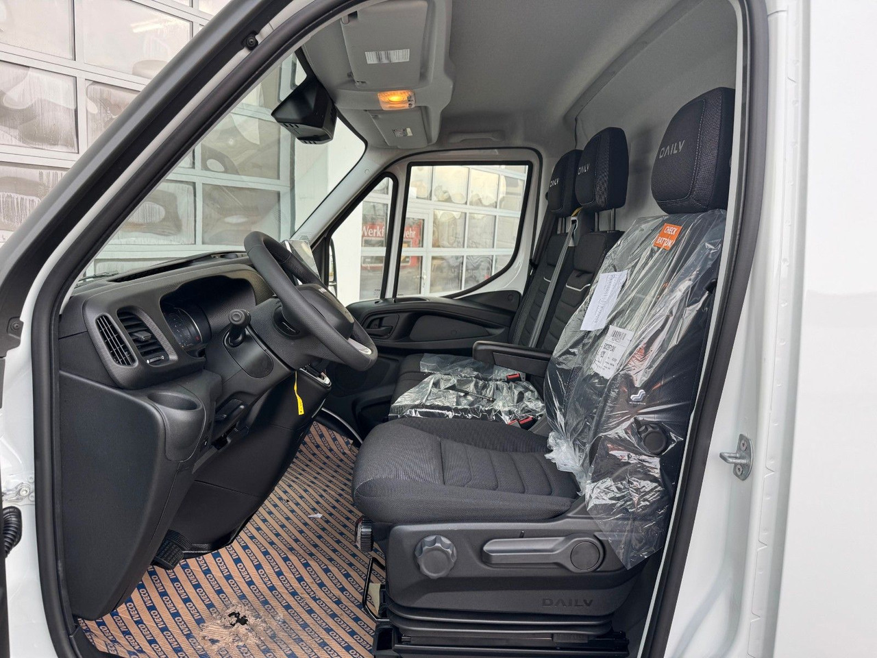 Furgon Iveco Daily 35C21 HA8 *R4.100mm*AHK*LED*Automatik*: zdjęcie 14 Furgon Iveco Daily 35C21 HA8 *R4.100mm*AHK*LED*Automatik*: zdjęcie 14